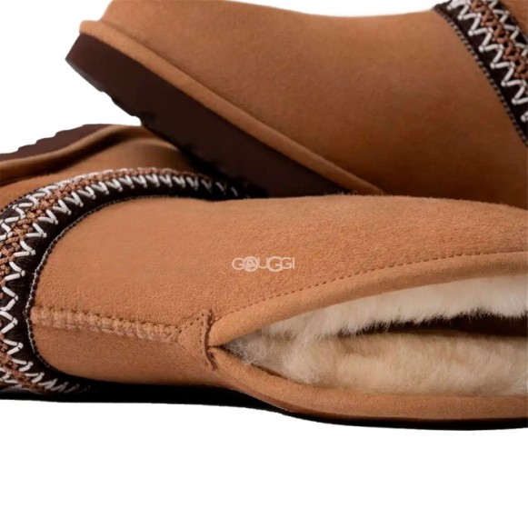 Женские угги Classic Short Crescent - Chestnut