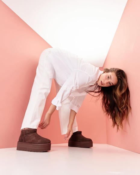 Женские ультра мини угги на платформе UGG Ultra Mini Platform New Chocolate